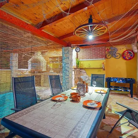 Ferienhaus Lan *